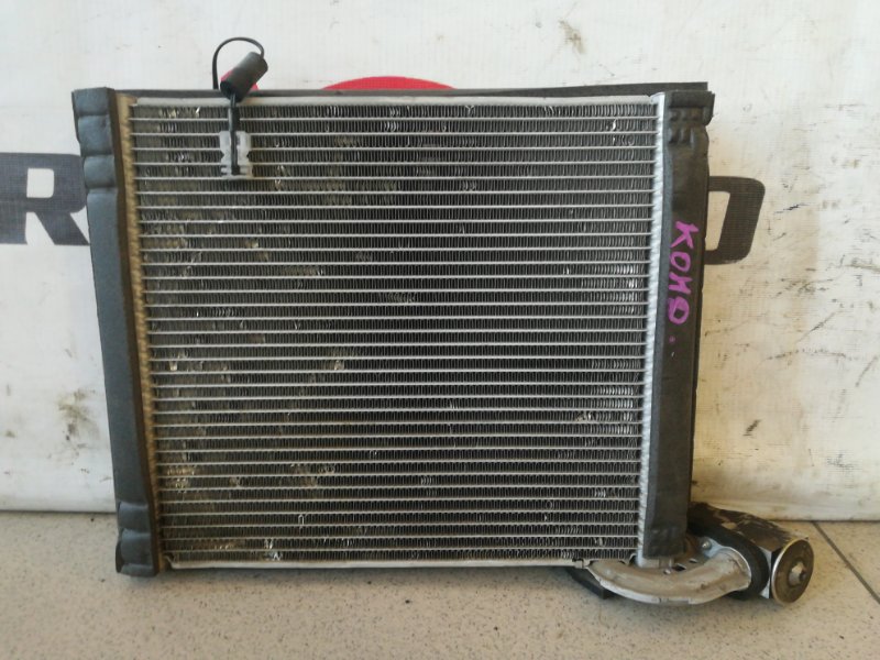 радиатор кондиционера TOYOTA COROLLA FIELDER NZE144G 1NZ-FE 357606