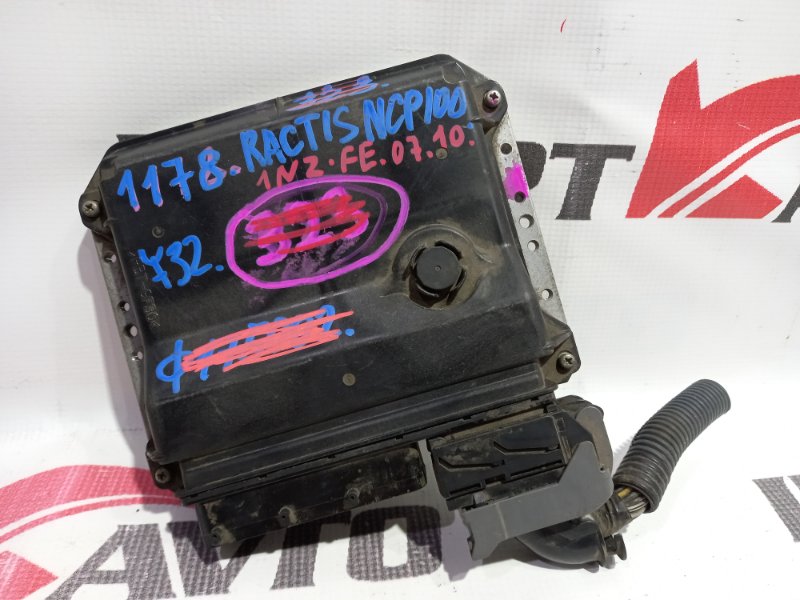 блок управления двигателя TOYOTA RACTIS NCP100 1NZ-FE 2007-2010 369321