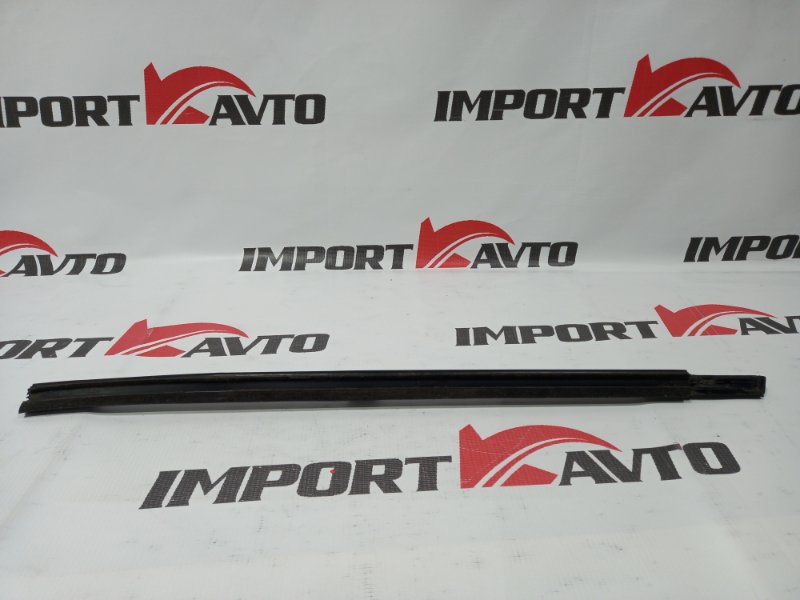 молдинг стекла HONDA FIT GD1 L13A 2001-2004 задний правый 374955