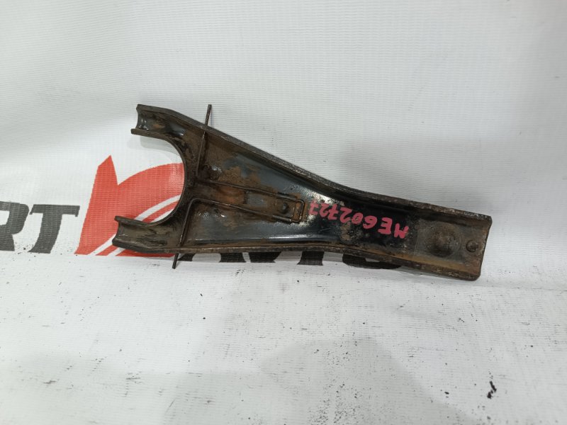 вилка сцепления MITSUBISHI CANTER FE507B 4D33 395110