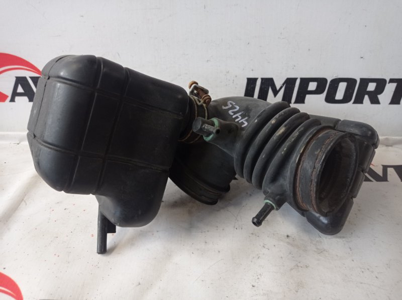 гофра воздушного фильтра MITSUBISHI DIAMANTE F31A 6G73 1999-2005 420864