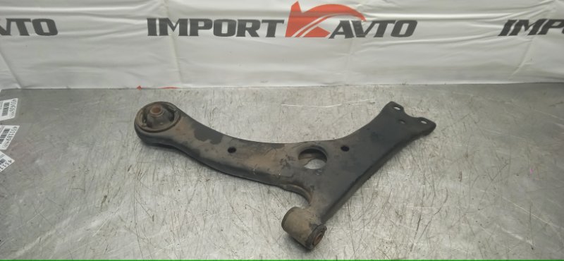 рычаг подвески TOYOTA COROLLA NZE124 1NZ-FE 2000-2002 передний левый 431704