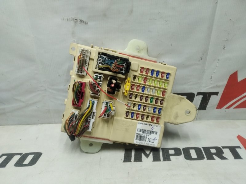 Блок предохранителей реле салонный KIA SORENTO XM D4HA 2009-2012 437359