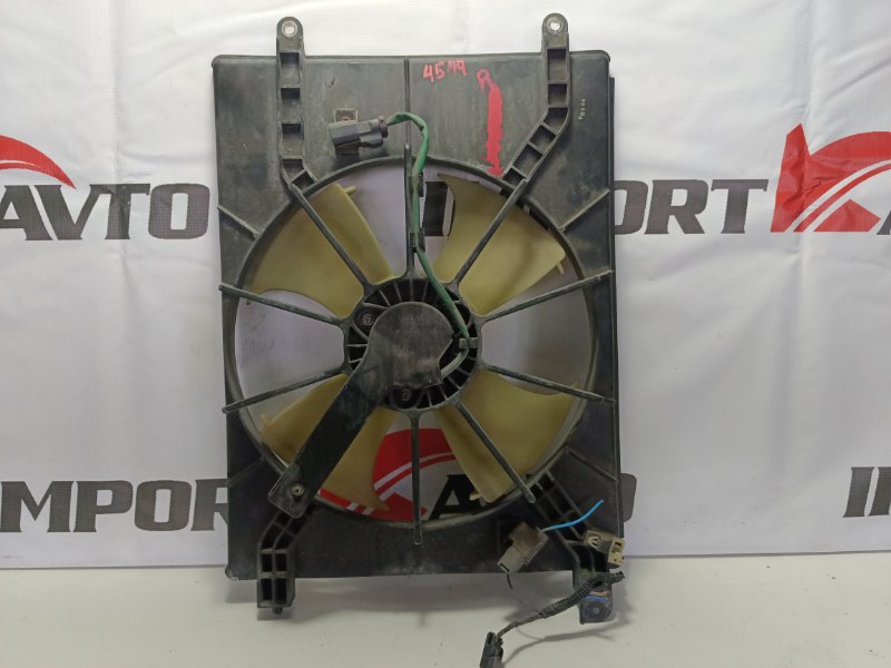 диффузор радиатора HONDA STEPWGN RF3 K20A 2003-2005 правый 438760