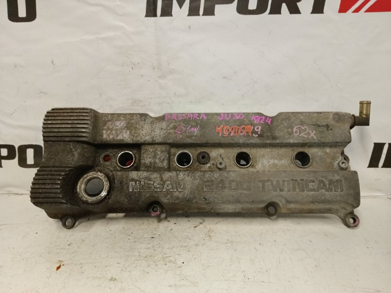 Клапанная крышка NISSAN BASSARA JU30 KA24DE 439074