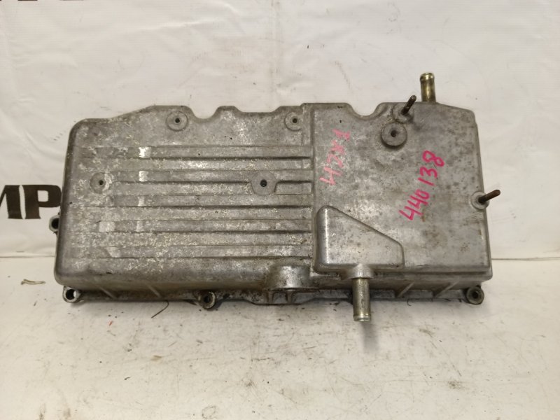 Клапанная крышка ISUZU BIGHORN UBS73GW 4JX1 440138