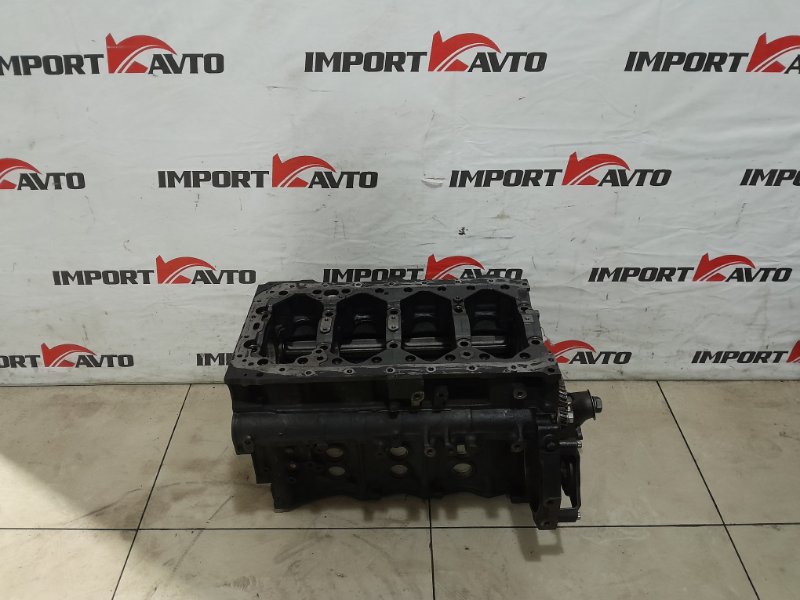 блок двигателя MITSUBISHI CANTER FE50EB 4M51 1999-2001 373797