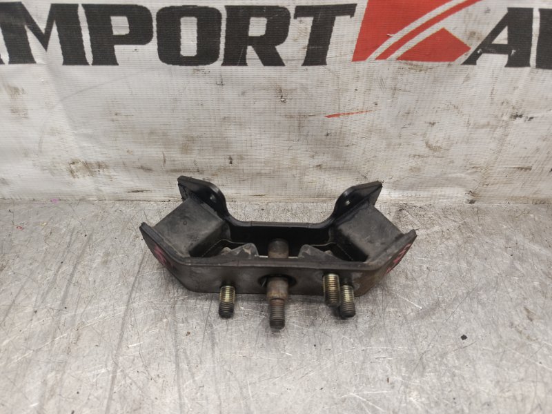 подушка кпп SUBARU LEGACY BE5 EJ206 1998-2001 447097