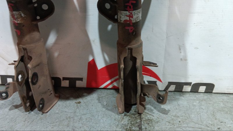 стойка HONDA FIT GE8 L15A 2007-2010 передний 452683