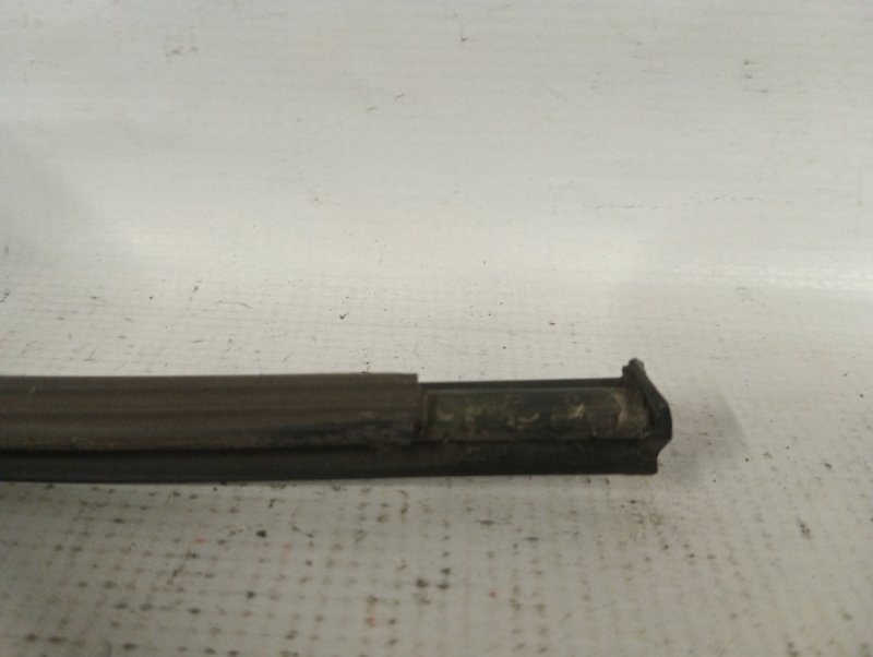 молдинг крыши HONDA FIT GD1 L13A 2005-2007 левый 454349