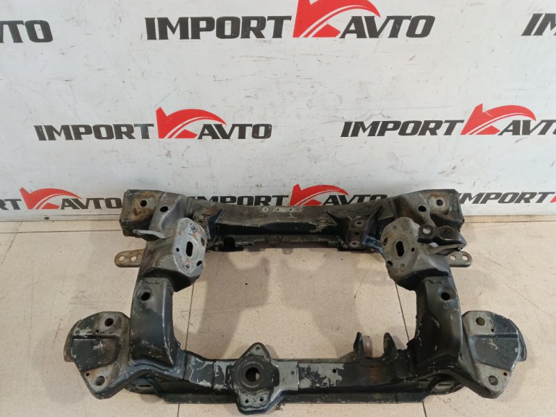 балка TOYOTA GRAND HIACE VCH16W 5VZ-FE 1999-2002 передний 457665