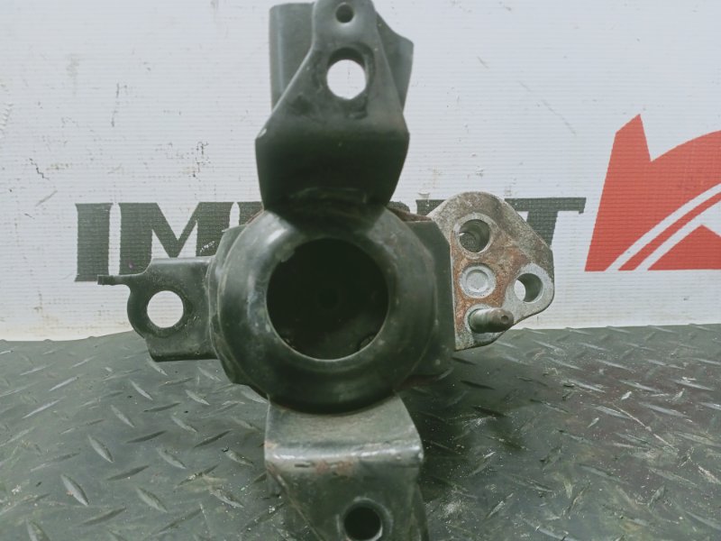подушка двигателя TOYOTA PORTE NNP10 2NZ-FE 2005-2012 правый 461789