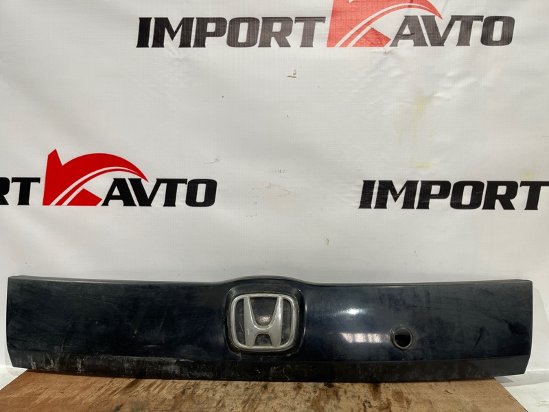 накладка на дверь багажника HONDA FIT GD3 L15A 2001-2004 463302