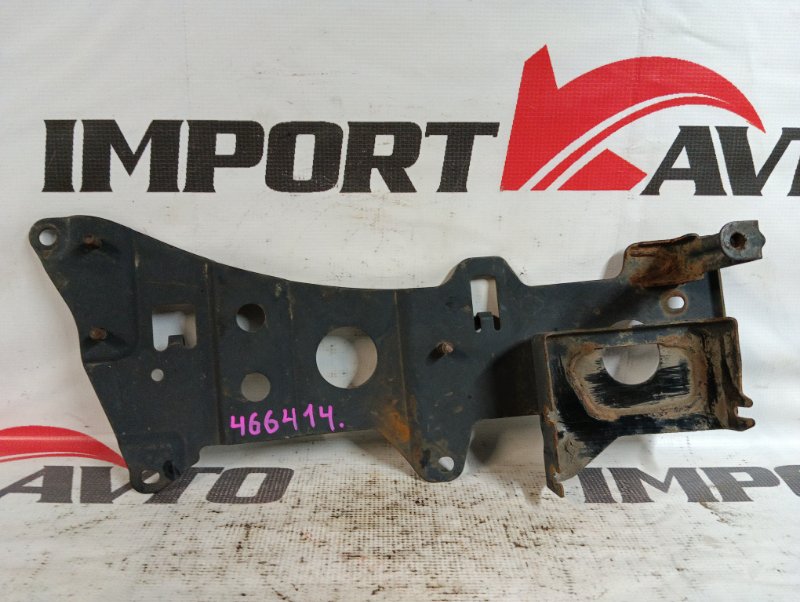 кронштейн TOYOTA LAND CRUISER URJ200 1UR-FE 466414