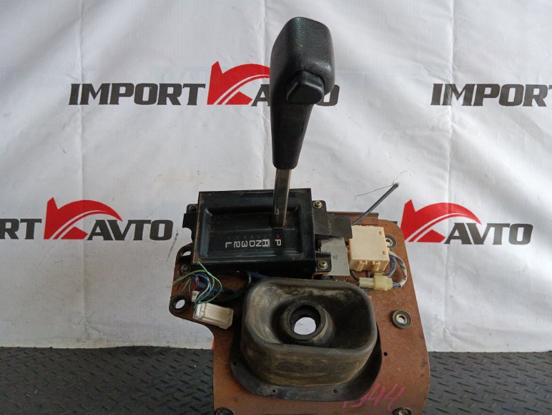 Селектор КПП ISUZU BIGHORN UBS25GW 6VD1 1995-1998 466614