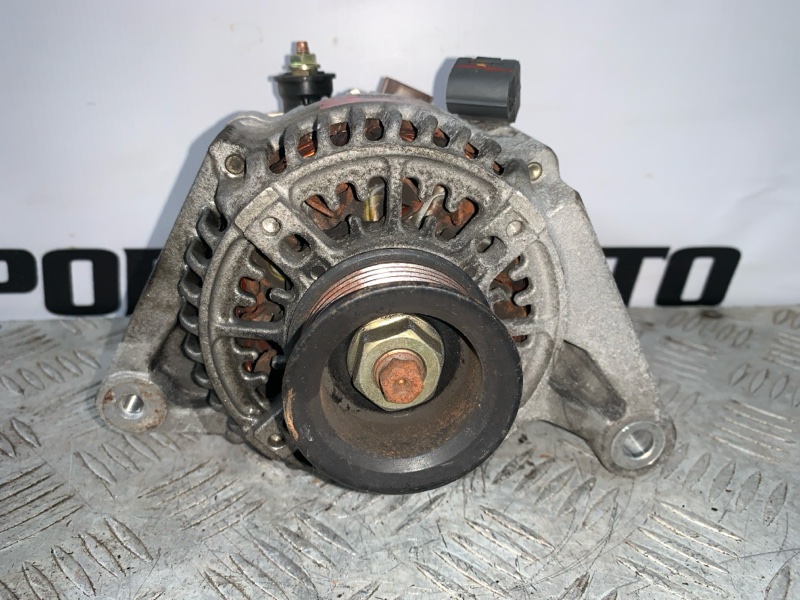 генератор TOYOTA PREMIO ZZT245 1ZZ-FE 2001-2004 469195