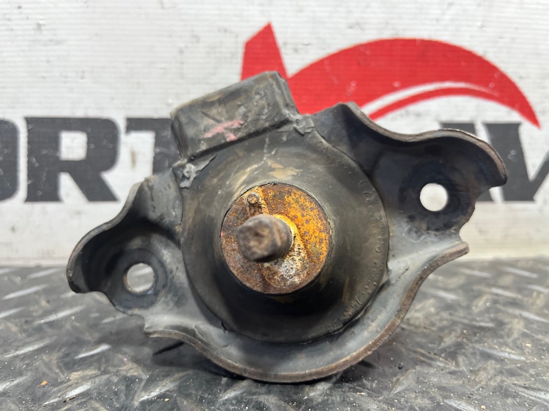 подушка двигателя HONDA FIT GD1 L13A 2004-2005 правый 470511