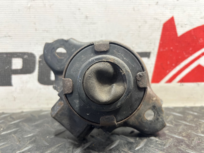подушка двигателя HONDA FIT GD1 L13A 2004-2005 правый 470511