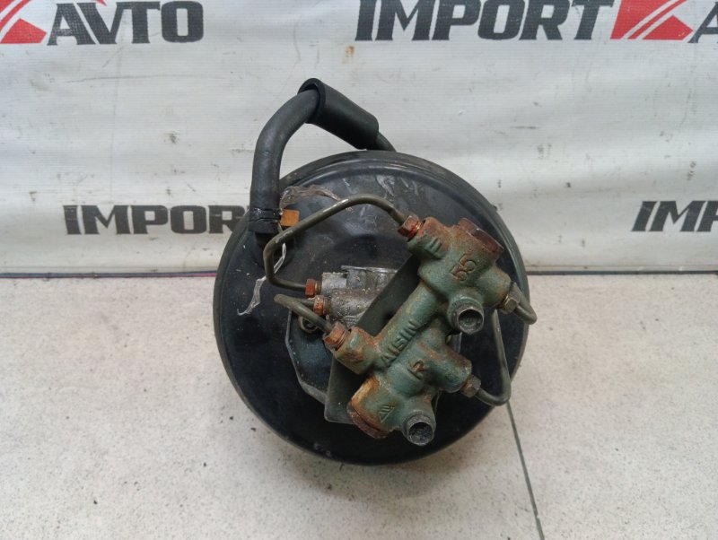 вакуумник тормозной ISUZU BIGHORN UBS25GW 6VD1 1995-1998 471256