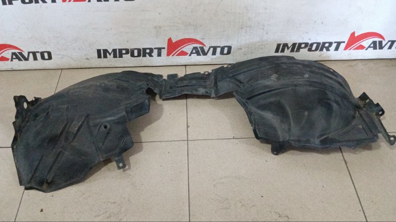 подкрылок NISSAN JUKE YF15 HR15DE 2010-2014 передний правый 471818