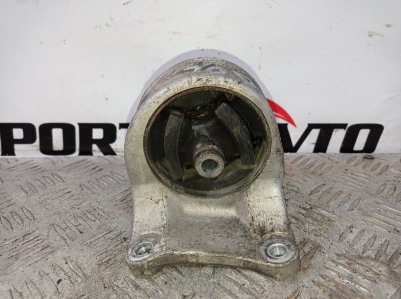подушка двигателя NISSAN BASSARA JNU30 KA24DE 1999-2003 левый 472128
