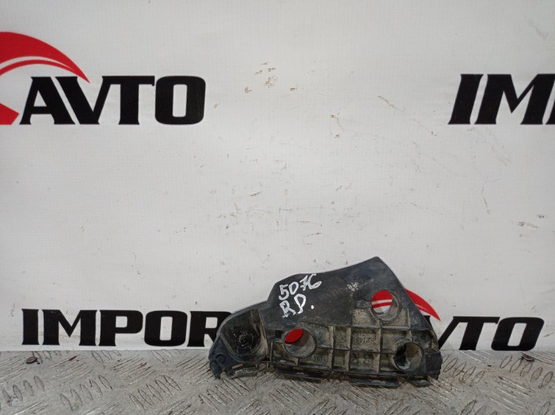 крепление бампера TOYOTA PORTE NNP11 1NZ-FE 2004-2005 передний правый 472932