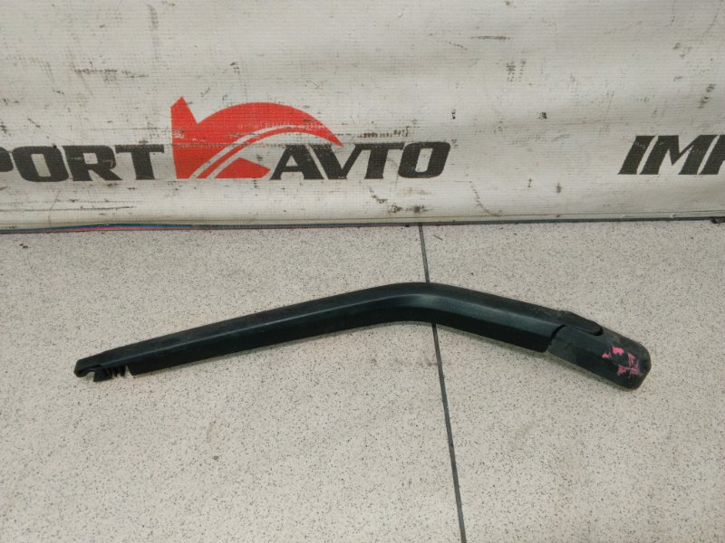 дворник двери багажника TOYOTA PORTE NNP10 2NZ-FE 2005-2012 473516