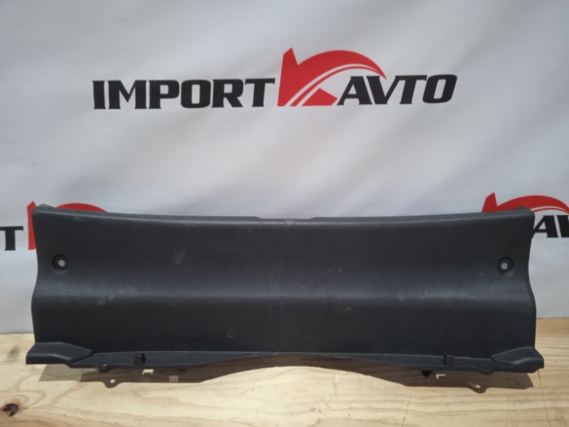 накладка замка багажника TOYOTA BELTA KSP92 1KR-FE 2005-2008 задний 473692