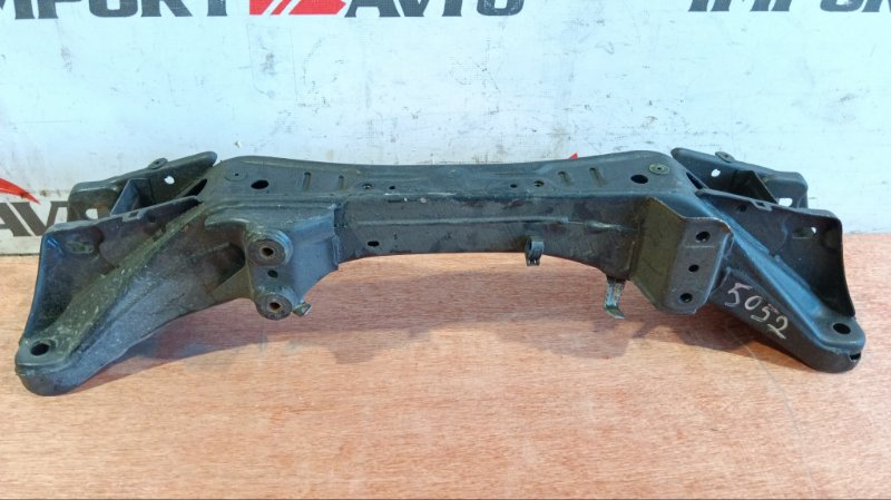 балка TOYOTA ARISTO JZS160 2JZ-GE 2000-2004 передний 475472