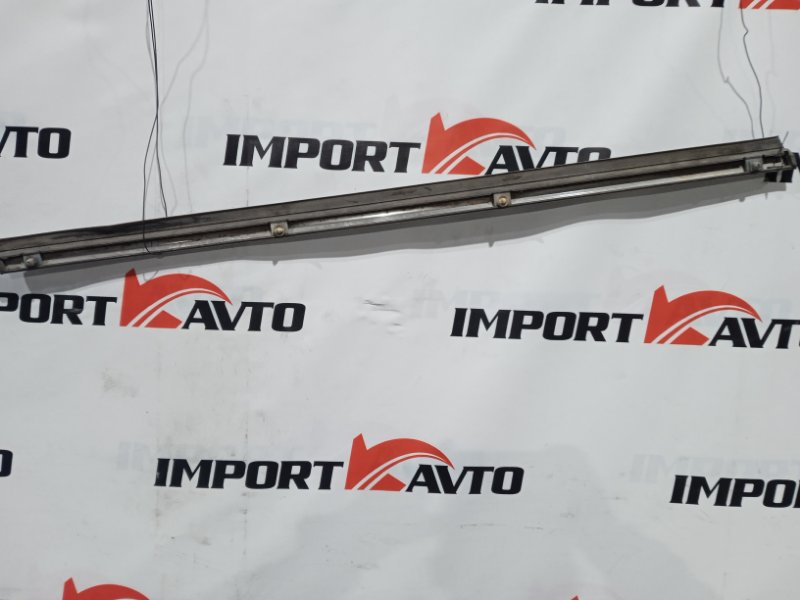 молдинг на дверь TOYOTA CRESTA GX100 1G-FE 1998-2001 передний правый 478252