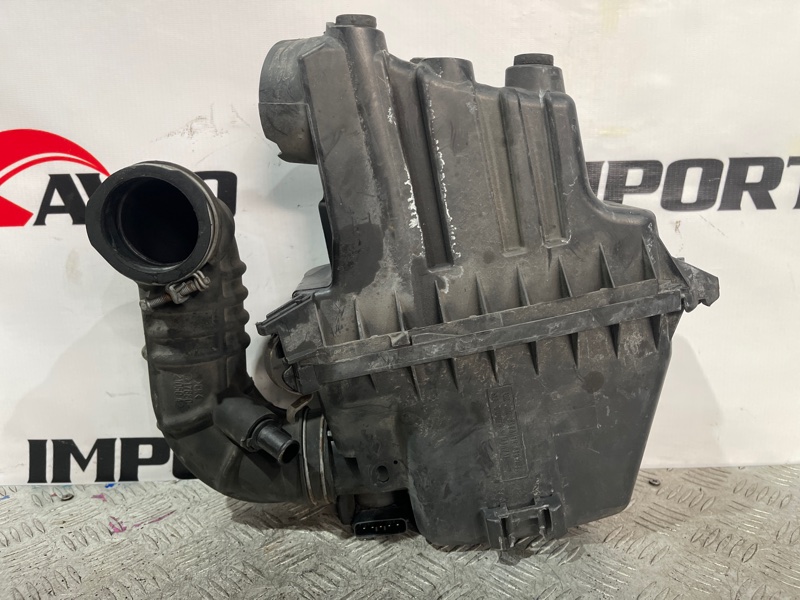 корпус воздушного фильтра TOYOTA PORTE NNP10 2NZ-FE 2005-2012 478390