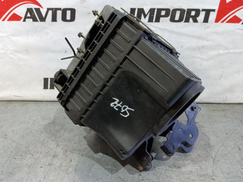 корпус воздушного фильтра MITSUBISHI DIAMANTE F34A 6A13 1999-2005 478698