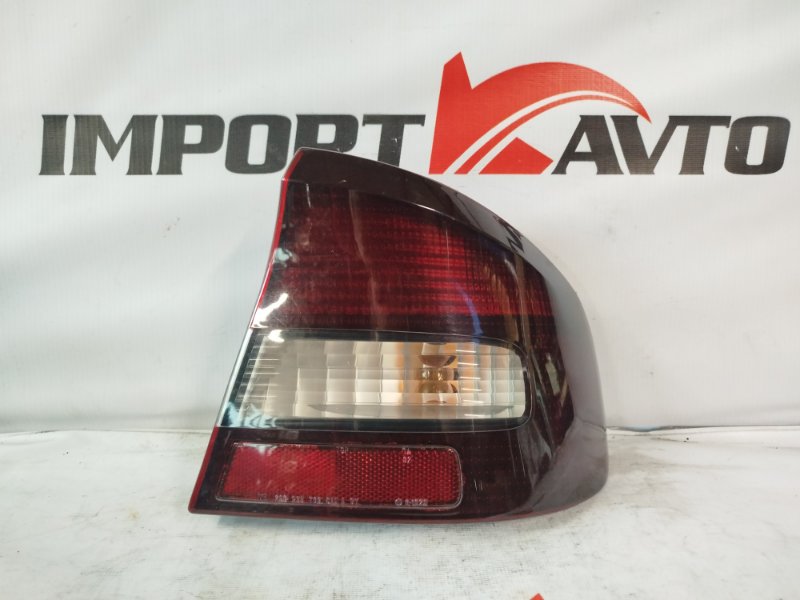 стоп-сигнал SUBARU LEGACY BE9 EJ254 2001-2003 правый 478778