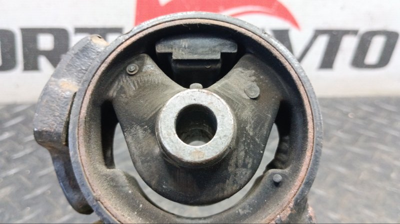 подушка двигателя TOYOTA PORTE NNP10 2NZ-FE 2005-2012 левый 478883