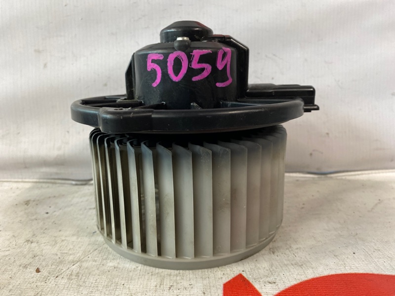 мотор печки TOYOTA PORTE NNP10 2NZ-FE 2005-2012 479728