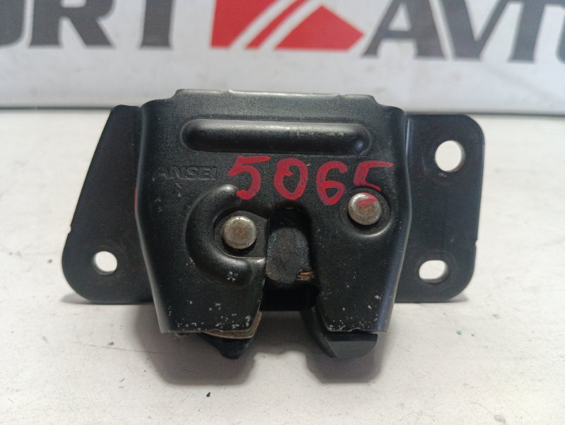 замок багажника MITSUBISHI LANCER CEDIA CS5W 4G93-GDI 2000-2003 479868