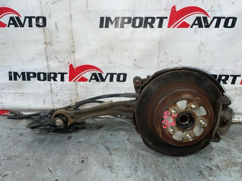 ступица SUBARU LEGACY BE5 EJ204 2001-2003 задний правый 483388