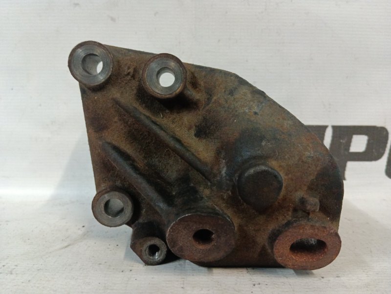 кронштейн опоры двигателя TOYOTA PASSO KGC10 1KR-FE 2006-2010 левый 483120