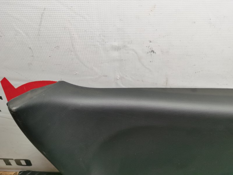 обшивка двери багажника HONDA FIT GD1 L13A 2005-2007 задний правый 484113