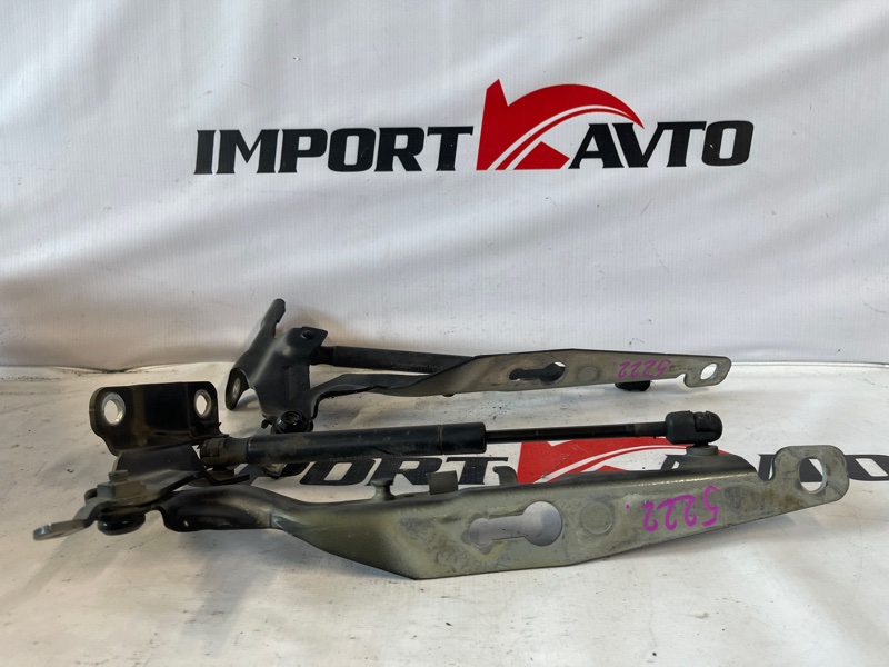 петля капота VOLVO XC60 DZ99 B6304T2 2008-2013 484522