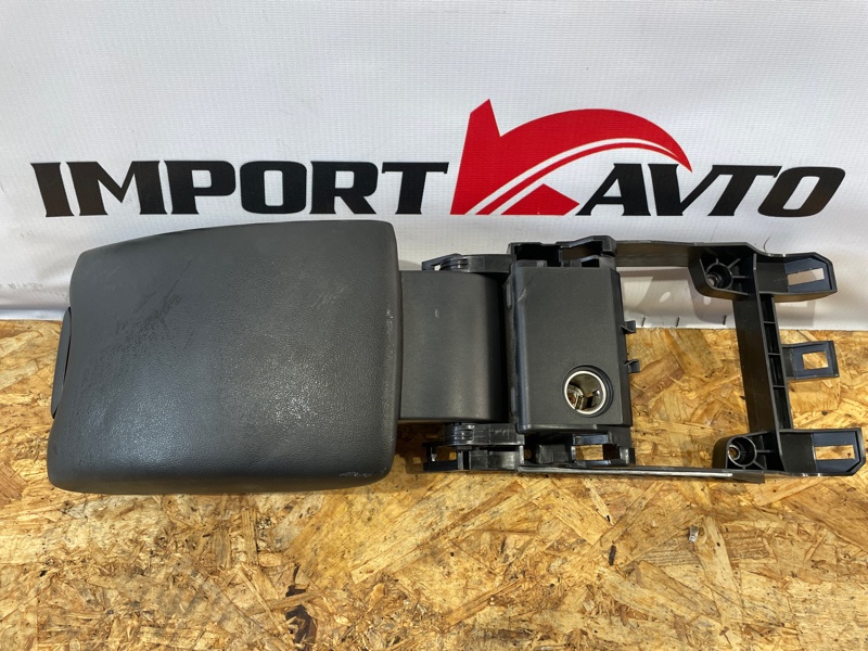 подлокотник VOLVO XC60 DZ99 B6304T2 2008-2013 486203