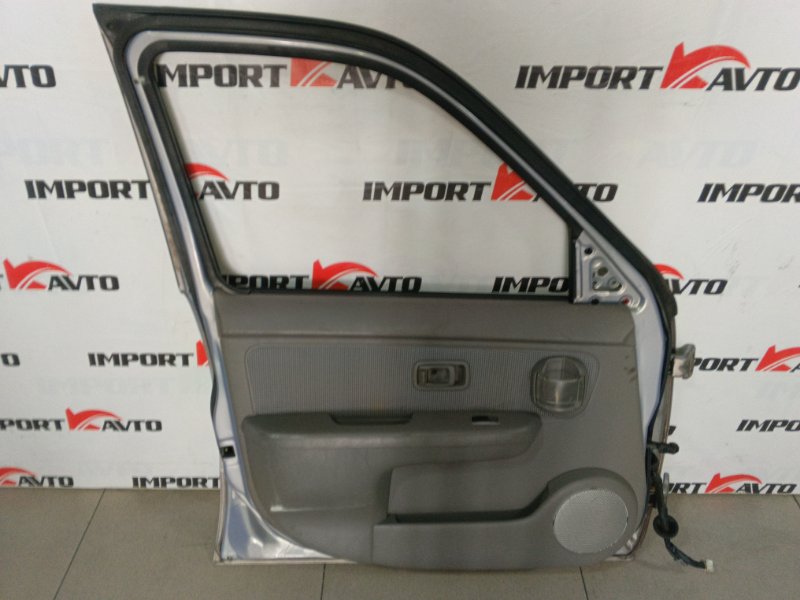дверь NISSAN CUBE AZ10 CGA3DE 2000-2002 передний левый 489257