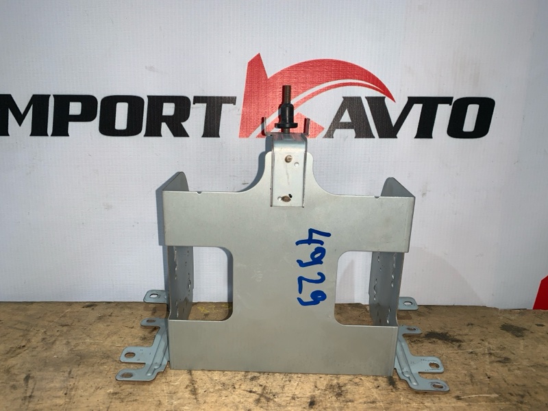 крепление магнитолы SUZUKI AERIO RD51S M18A 2003-2006 489477