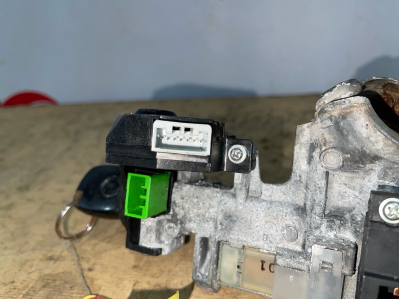 замок зажигания HONDA FIT GD1 L13A 2005-2007 489903