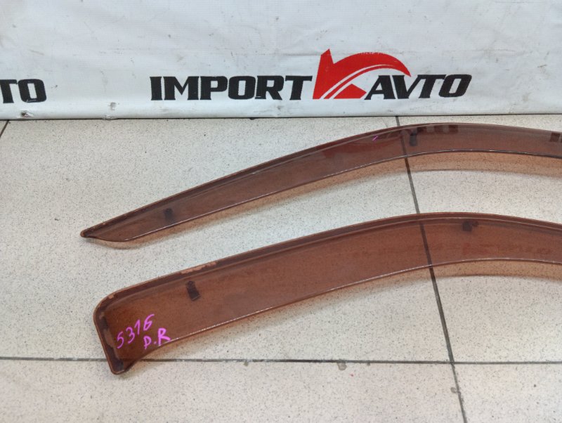 ветровик NISSAN CUBE AZ10 CGA3DE 2000-2002 490287