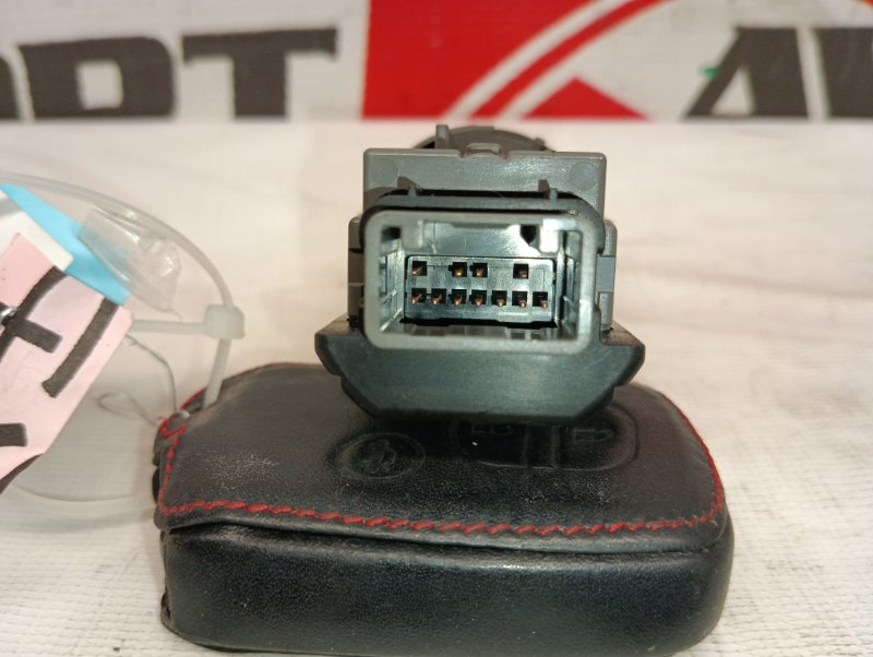 ключ зажигания TOYOTA PRIUS ZVW30 2ZR-FXE 2009-2011 490653