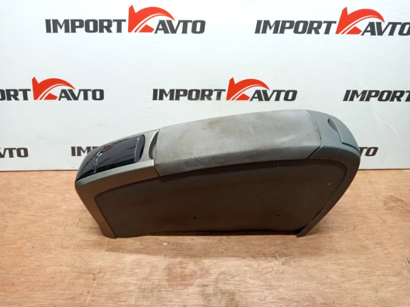 бардачок между сиденьями TOYOTA PRIUS NHW20 1NZ-FXE 2003-2005 492606