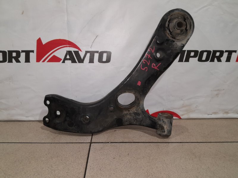 рычаг подвески TOYOTA PRIUS ZVW30 2ZR-FXE 2009-2011 передний правый 493075