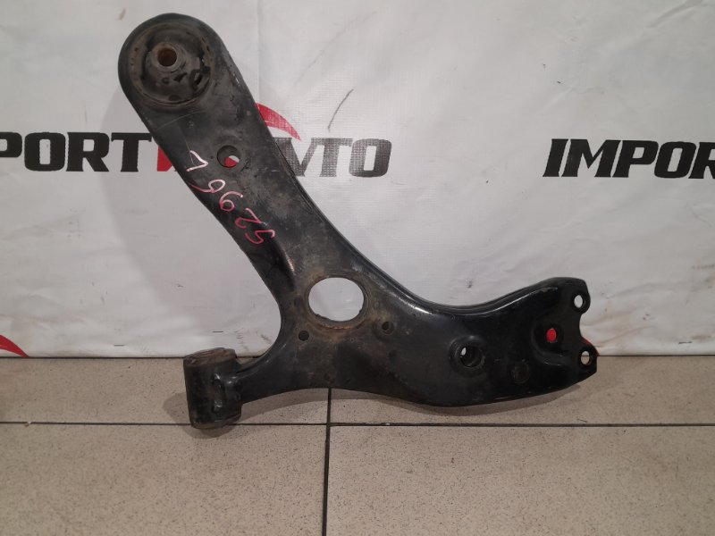 рычаг подвески TOYOTA PRIUS ZVW30 2ZR-FXE 2009-2011 передний левый 493076