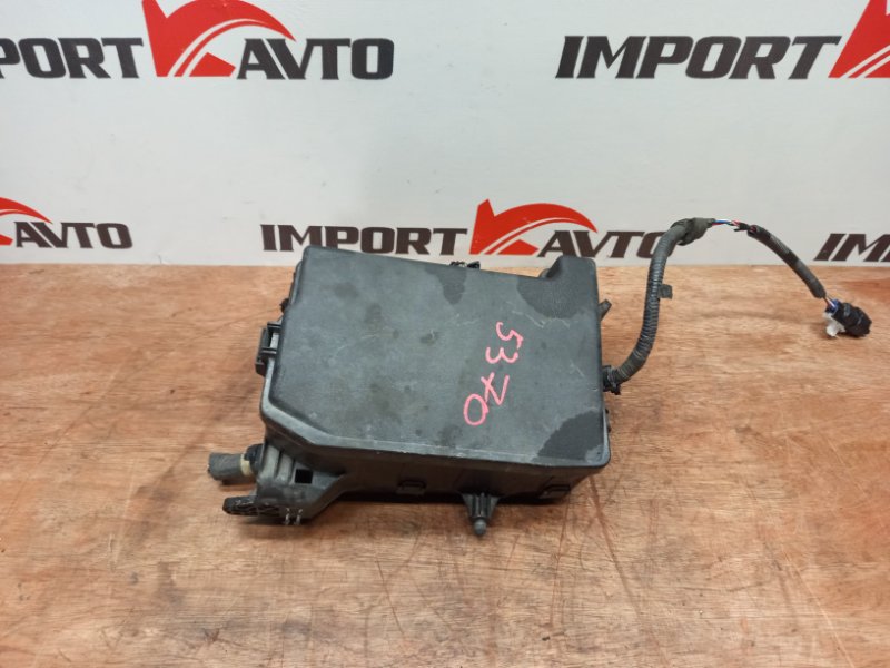 блок предохранителей TOYOTA PRIUS ZVW30 2ZR-FXE 2009-2011 493552